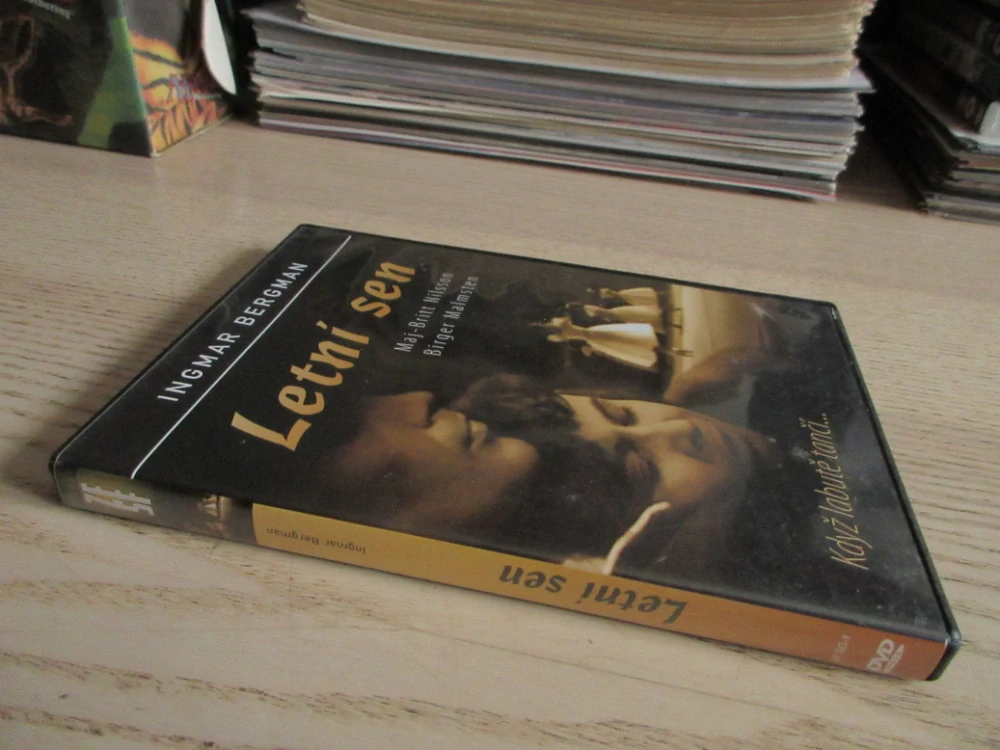 LETNÍ SEN, R: I. BERGMAN, DVD FILM