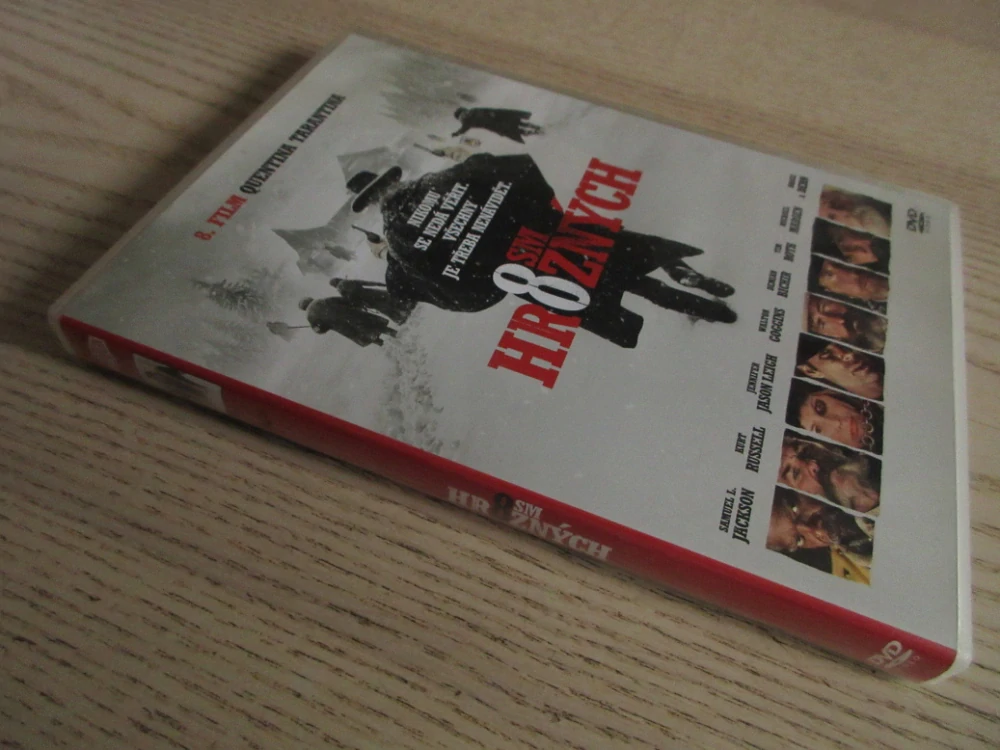 OSM HROZNÝCH, R: Q. TARANTINO, K. RUSSELL, DVD FILM