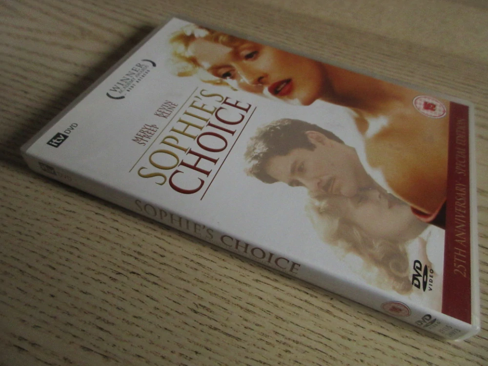 SOFIINA VOLBA, M. STREEP, K. KLINE, GB OBAL, ČESKÁ VERZE, DVD FILM