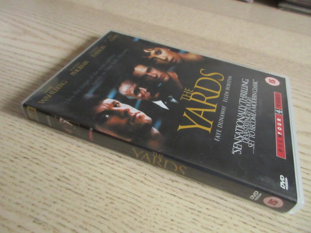 TEMNÁ ZÁKOUTÍ, M. WAHLBERG, J. PHOENIX, GB OBAL, ČESKÁ VERZE, DVD FILM