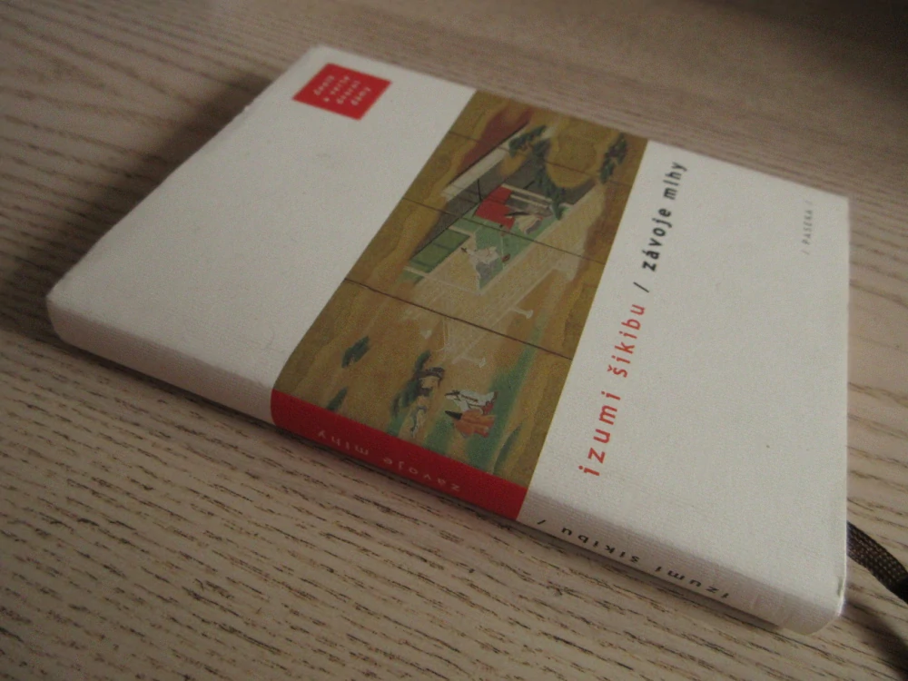 ZÁVOJE MLHY, IZUMI ŠIKIBU, **an