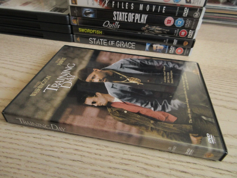 TRAINING DAY, D. WASHINGTON, E. HAWKE, DVD FILM
