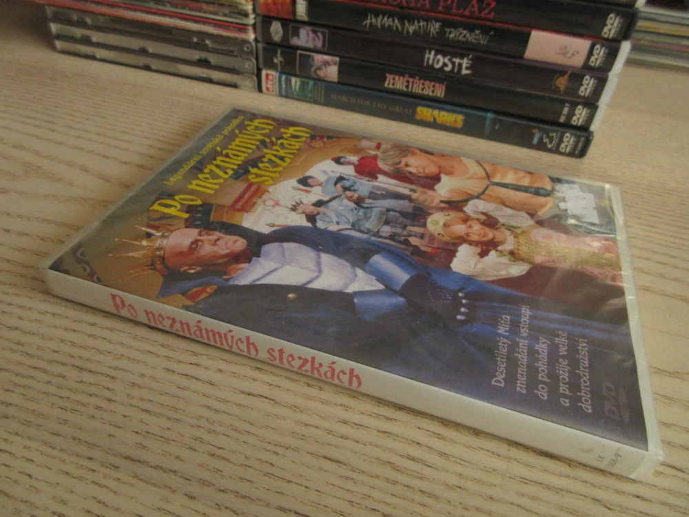 PO NEZNÁMÝCH STEZKÁCH, DVD FILM 