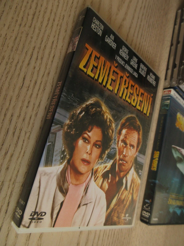 ZEMĚTŘESENÍ, CH. HESTON, A. GARDNER, G. KENNEDY, DVD FILM