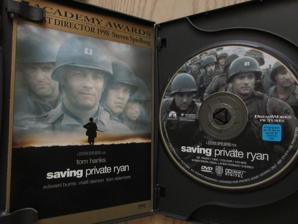 ZACHRAŇTE VOJÍNA RYANA, T. HANKS, E. BURNS, M. DAMON, 2X DVD FILM