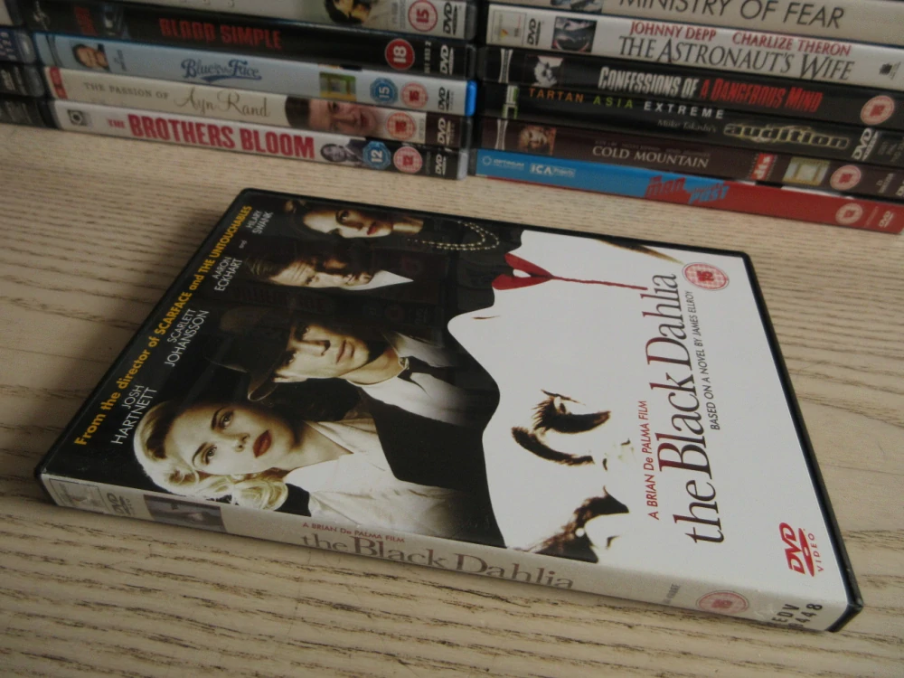 ČERNÁ DAHLIA, HARTNETT, JOHANSSON, GB OBAL, ČESKÉ DVD FILM VČETNĚ BOOK