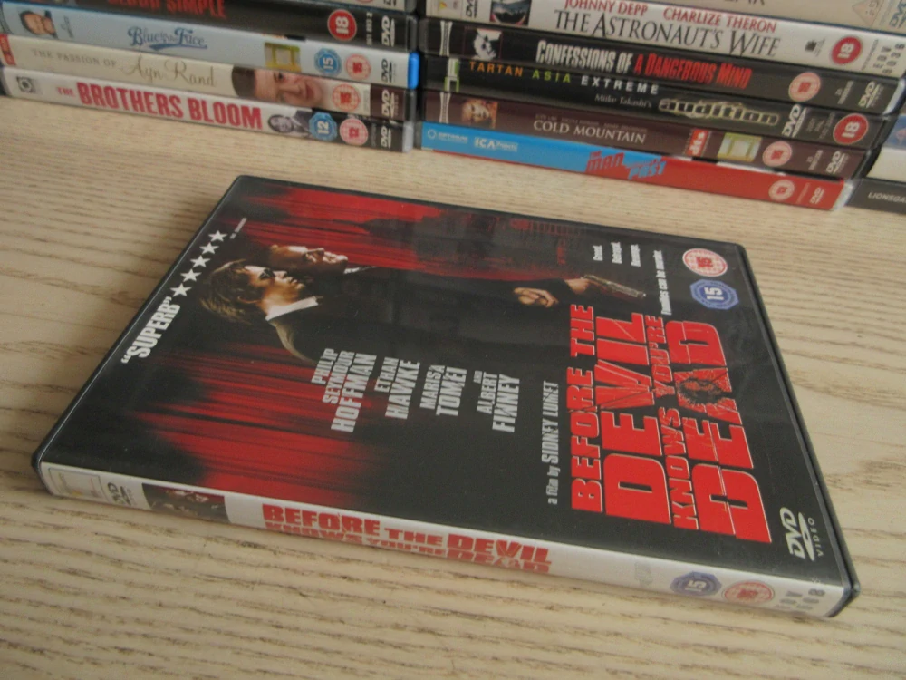 NEŽ ĎÁBEL ZJISTÍ, ŽE SEŠ MRTVEJ, GB OBAL, ČESKÉ DVD FILM VČETNĚ BOOK