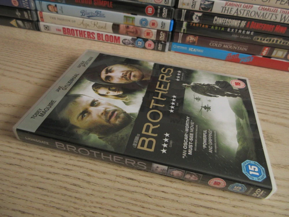 BRATŘI, MAGUIRE, GYLLENHAAL, PORTMAN, GB OBAL, ČESKÉ DVD FILM