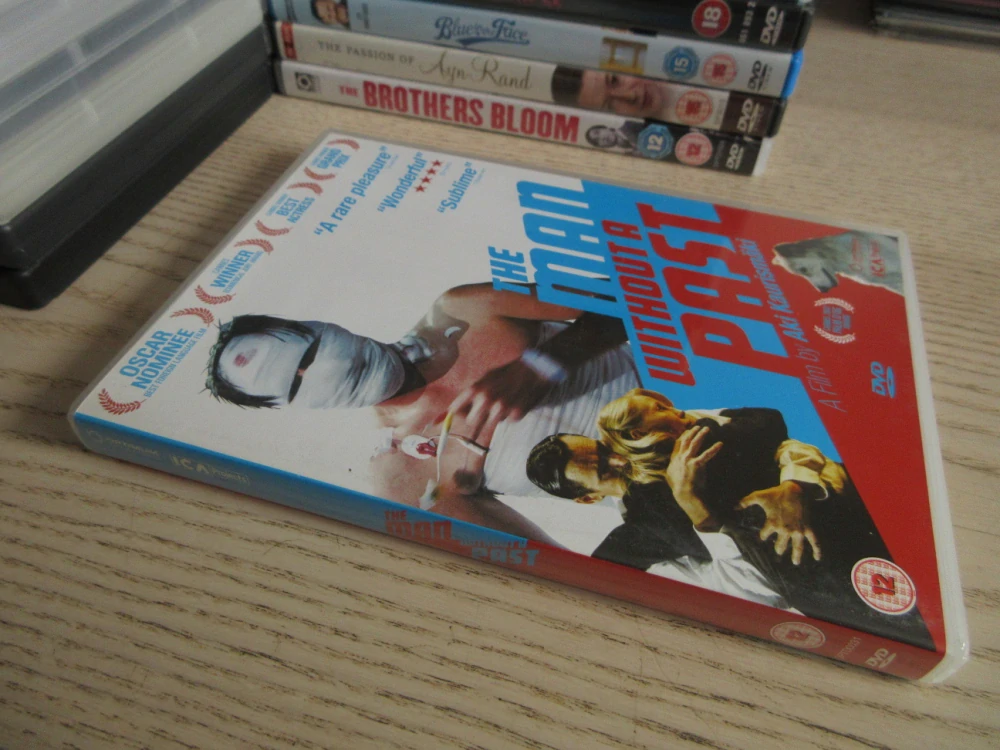 MUŽ BEZ MINULOSTI, GB OBAL, ČESKÉ DVD FILM