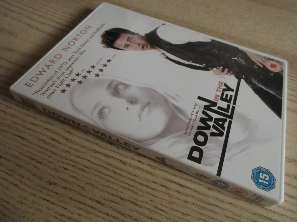 CIZINEC, E.NORTON, GB OBAL, ČESKÁ VERZE, DVD FILM