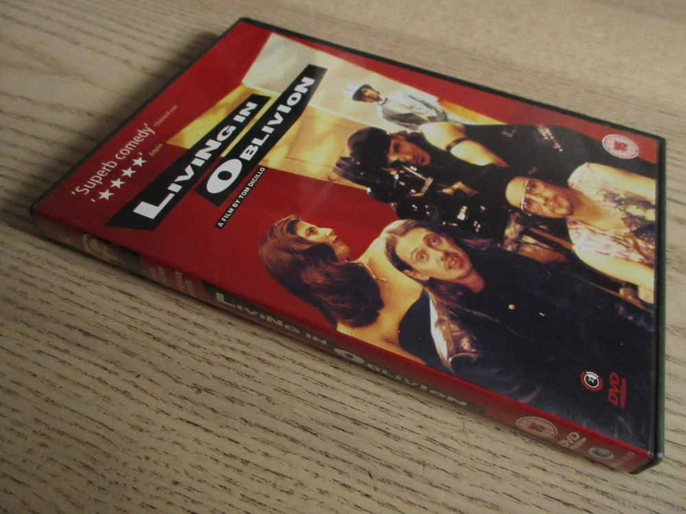 ŽIVOT V OBLOUZNĚNÍ, S.BUSCEMI, GB OBAL, ČESKÁ VERZE, DVD FILM