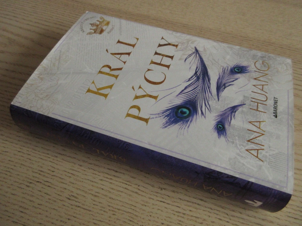 KRÁL PÝCHY, ANA HUANG, **an