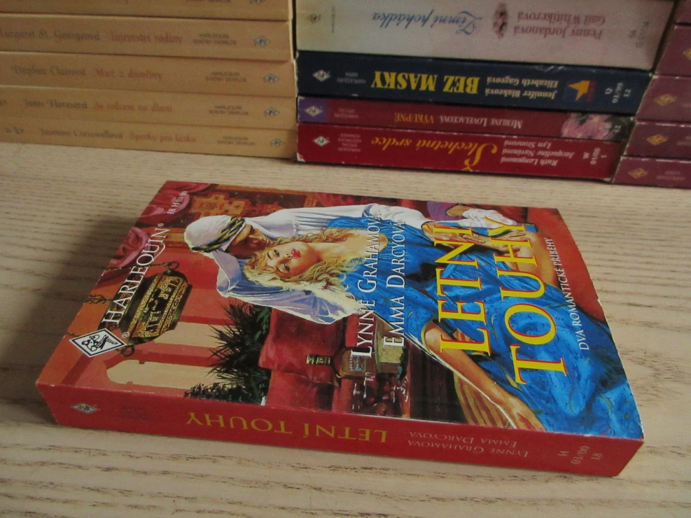 LETNÍ TOUHY, LYNNE GRAHAMOVÁ, EMMA DARCYOVÁ, **an