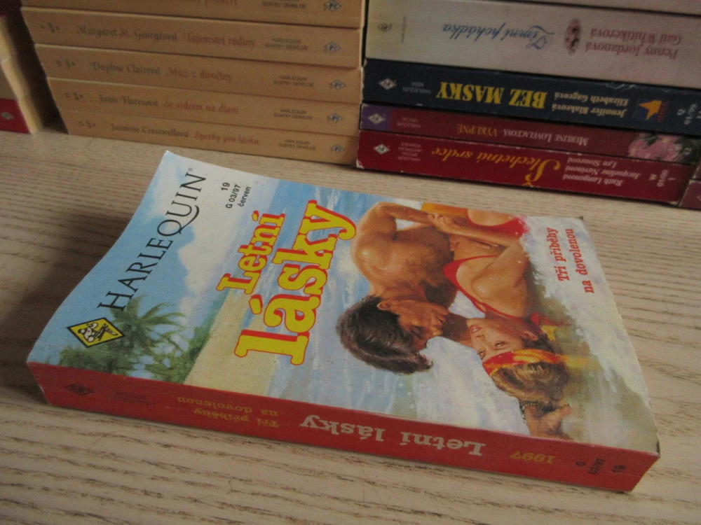 LETNÍ LÁSKY, TŘI PŘÍBĚHY NA DOVOLENOU, 3/97, **an