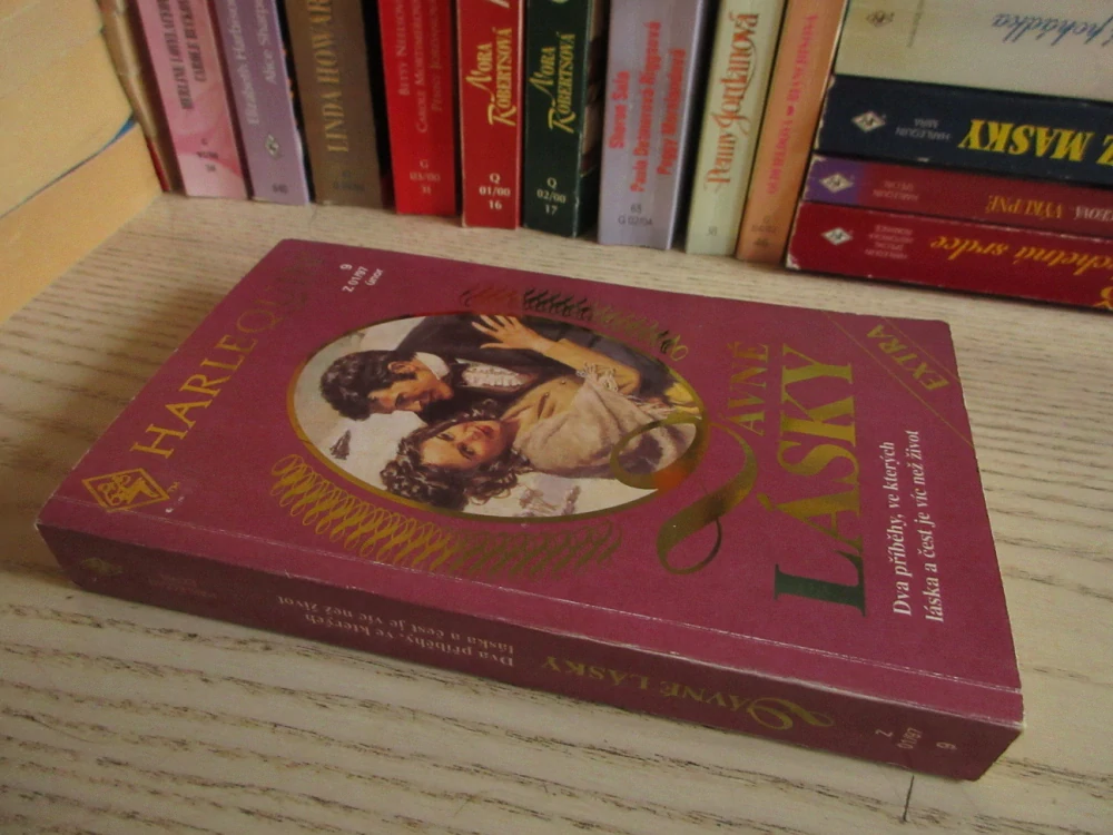 TAJUPLNÁ VDOVA, ODVÁŽNÁ LADY, GWYNETH MOOREOVÁ, ANNETTE SUMMERSOVÁ, Č. 9, **an