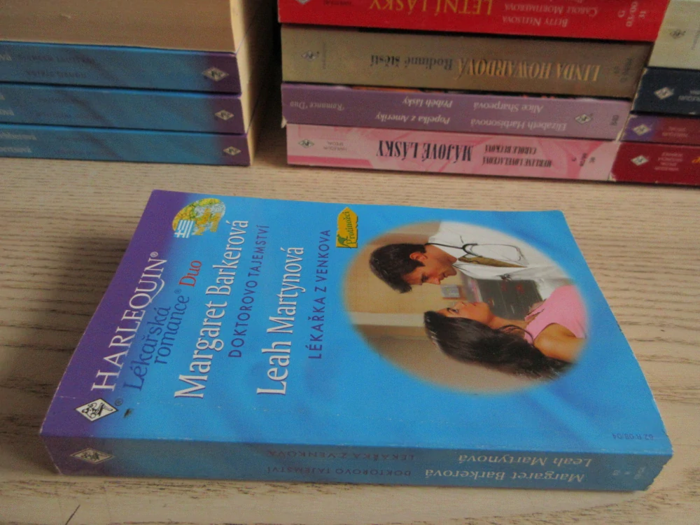 DOKTOROVO TAJEMSTVÍ, MARGARET BARKEROVÁ, LÉKAŘKA Z VENKOVA, LEAH MARTYNOVÁ, **an