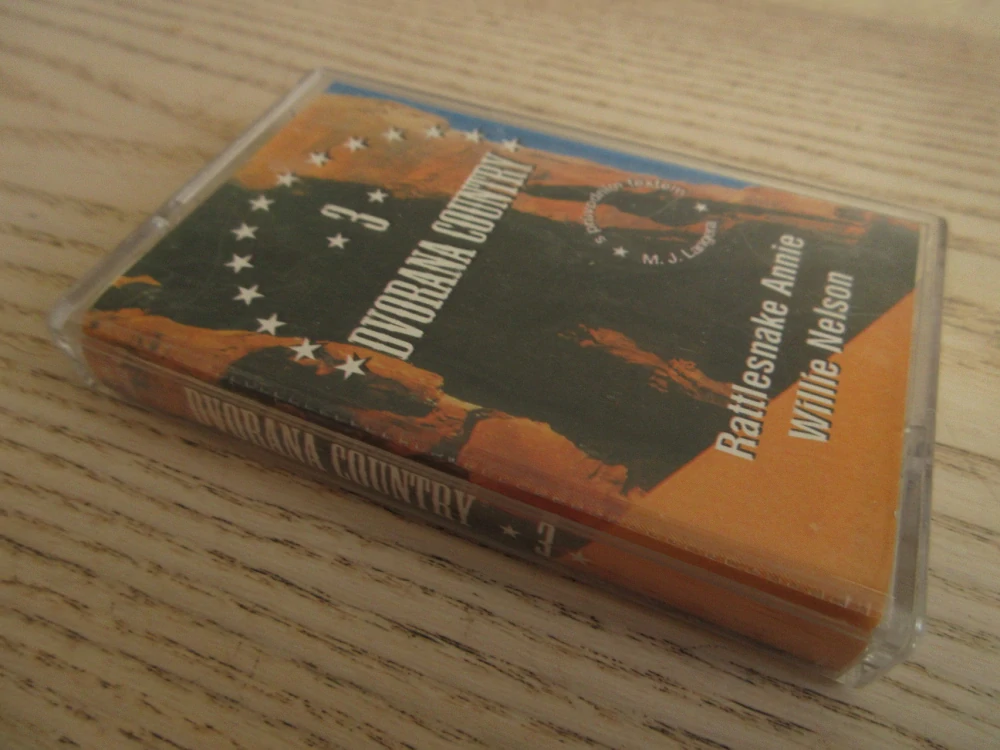 DVORANA COUNTRY, 3., RATTLESNAKE ANNIE, WILLIE NELSON, MC KAZETA