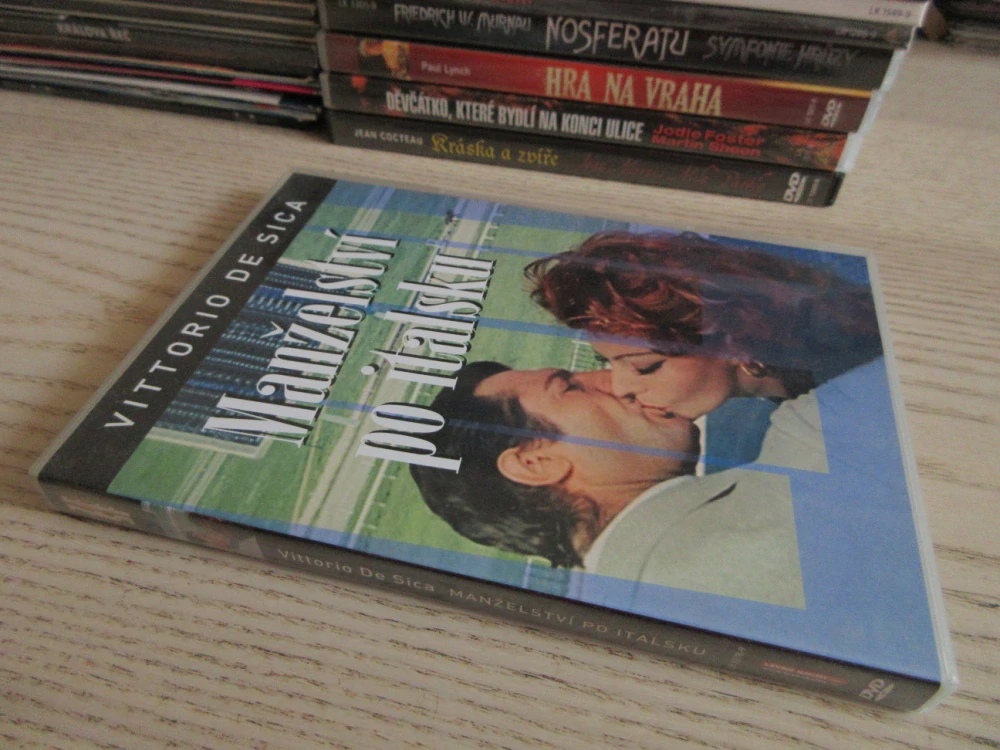MANŽELSTVÍ PO ITALSKU, S. LOREN, M. MASTROIANNI, A. PUGLISI, DVD FILM
