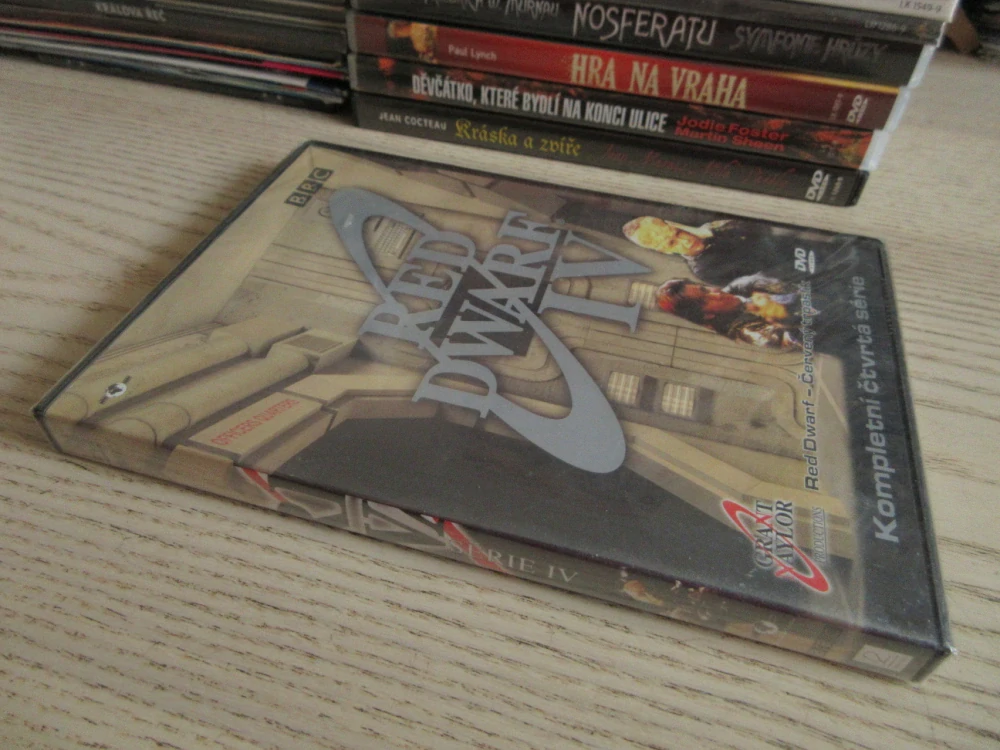 ČERVENÝ TRPASLÍK, 4. RED DWARF IV, C. CHARLES, CH. BARRIE, DVD FILM