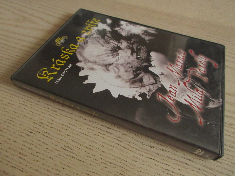 KRÁSKA A ZVÍŘE, J. MARAIS, M. PARÉLY, DVD FILM