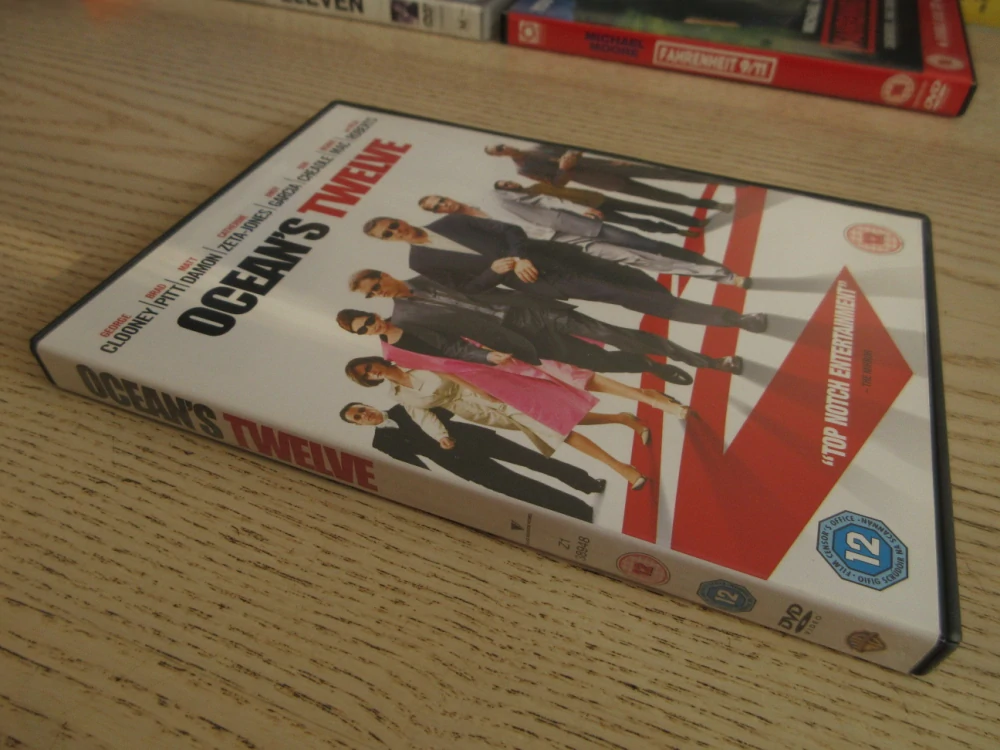 DANNYHO PARŤÁCI 2 ,B.PITT, M.DAMON, GB OBAL, ČESKÉ DVD FILM
