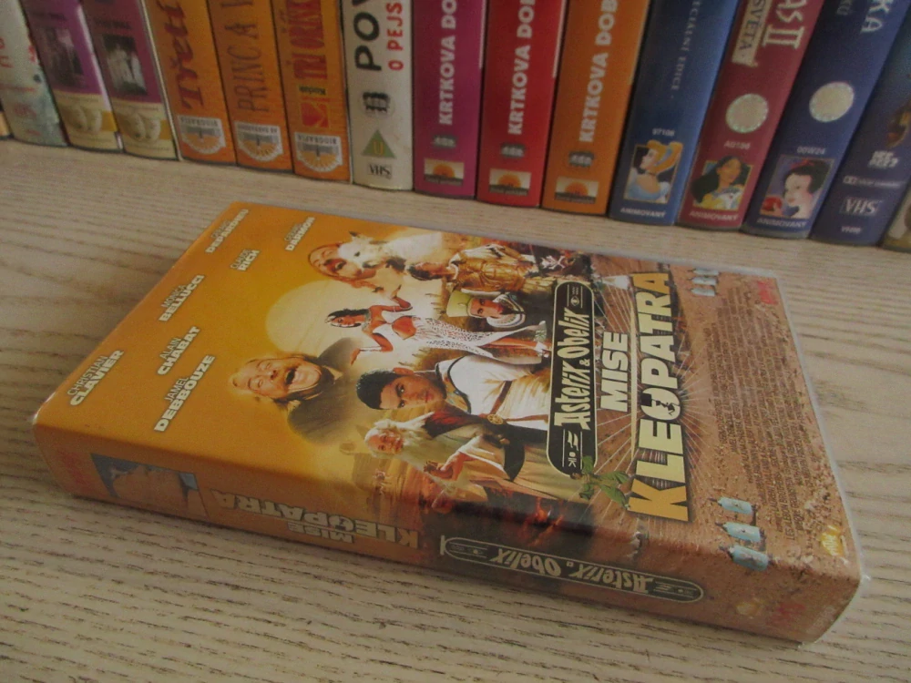 ASTERIX A OBELIX: MISE KLEOPATRA, CH. CLAVIER, G. DEPARDIEU, VHS VIDEOKAZETA