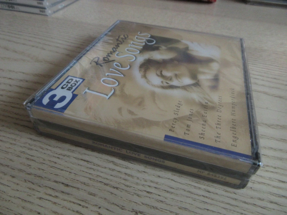 ROMANTIC LOVE SONGS, 3X CD HUDBA