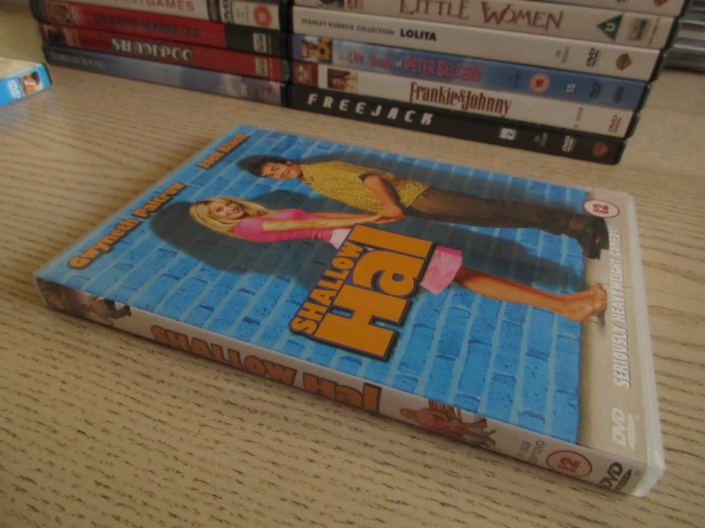 TĚŽCE ZAMILOVÁN, G.PALTROW, J.BLACK, GB OBAL, ČESKÉ TITULKY, DVD FILM