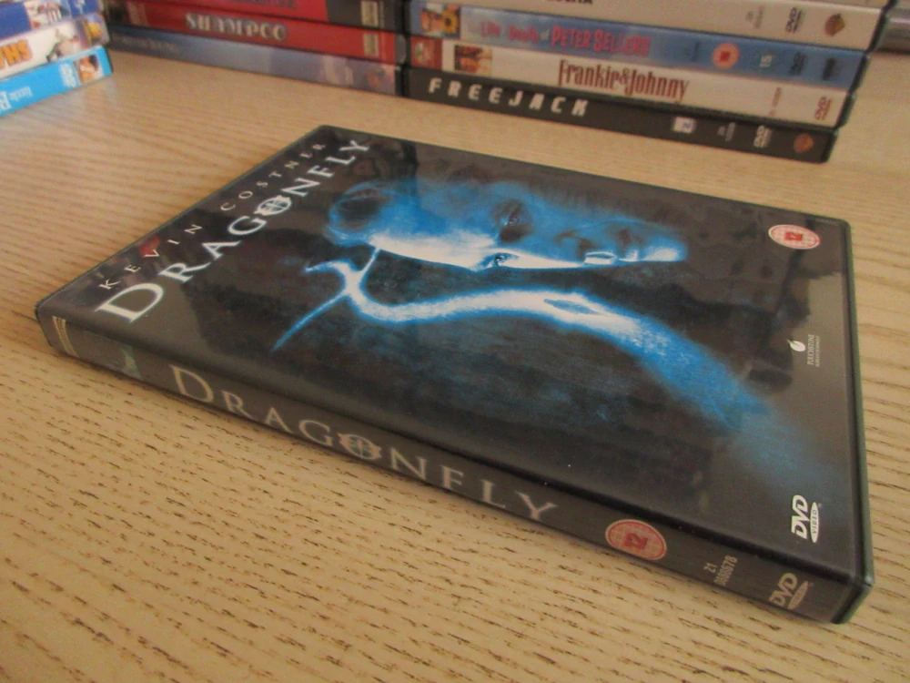 NA KŘÍDLECH VÁŽKY, K.COSTNER, GB OBAL, ČESKÉ TIT. DVD FILM