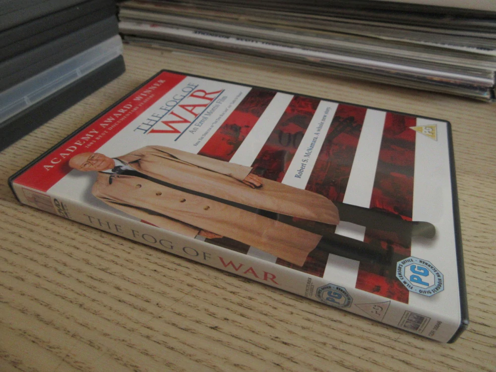 MLHA VÁLKY, GB OBAL, ČESKÉ TITULKY, DVD FILM