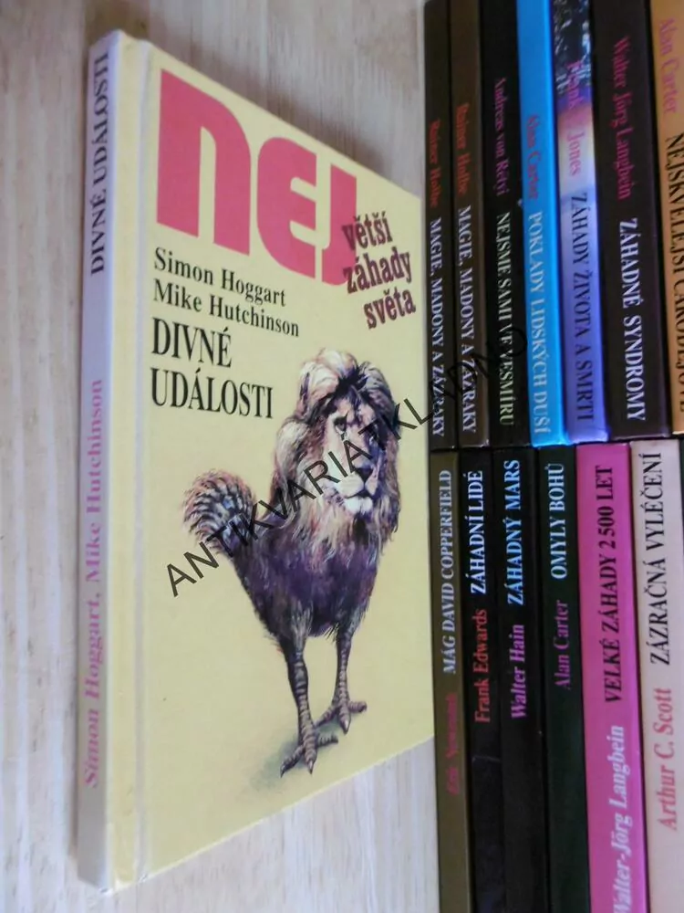 DIVNÉ UDÁLOSTI, SIMON HOGGART, MIKE HUTCHINSON