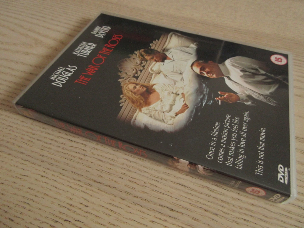 VÁLKA ROSEOVÍCH, M.DOUGLAS, K.TURNER, GB OBAL, ČESKÉ TIT. DVD FILM