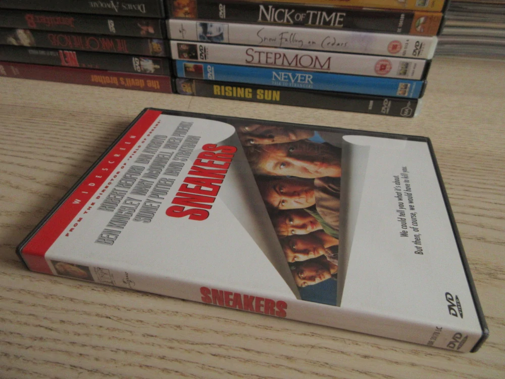 SLÍDILOVÉ, R.REDFORD, S.POITIER, GB OBAL, ČESKÉ TIT. DVD FILM