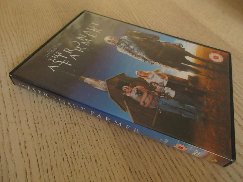 ASTRONAUTOVA ŽENA, GB OBAL, ČESKÉ DVD FILM