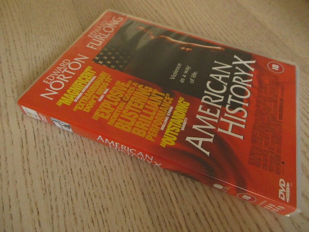 KULT HÁKOVÉHO KŘÍŽE, E.NORTON, GB OBAL, ČESKÉ DVD FILM