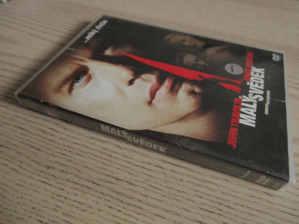 MALÝ SVĚDEK, J. TRAVOLTA, V. VAUGHN, DVD FILM