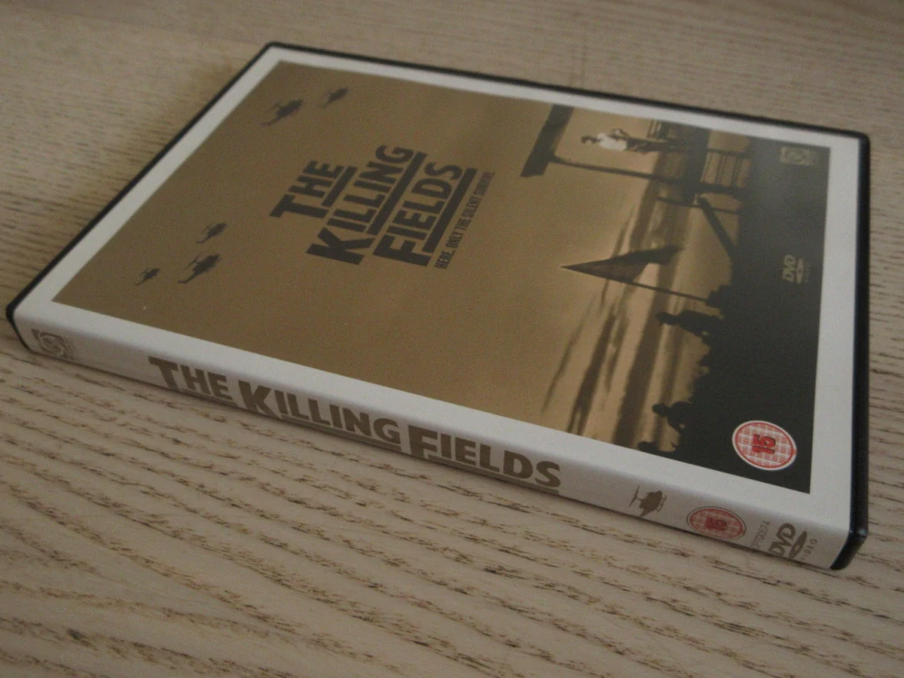 VRAŽEDNÁ POLE, GB OBAL, ČESKÉ DVD FILM