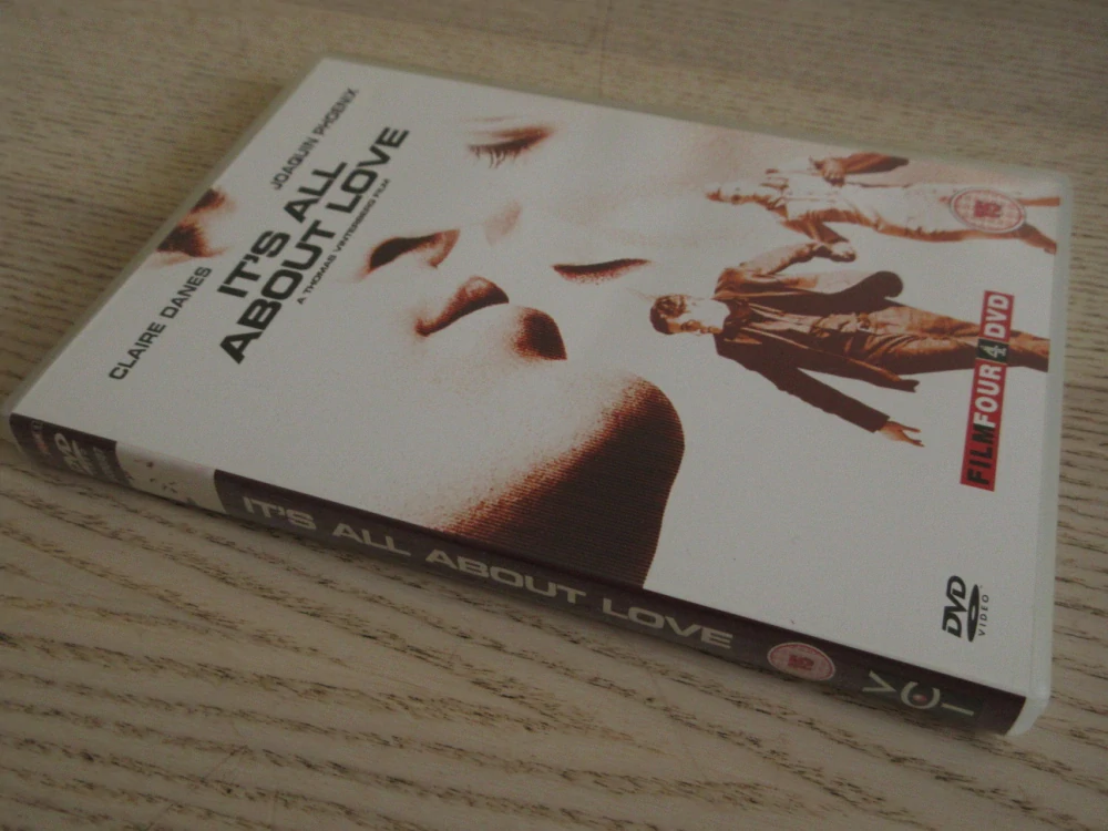 ZA VŠECHNO MŮŽE LÁSKA, J.PHOENIX, C.DANES, GB OBAL, DVD ČESKY