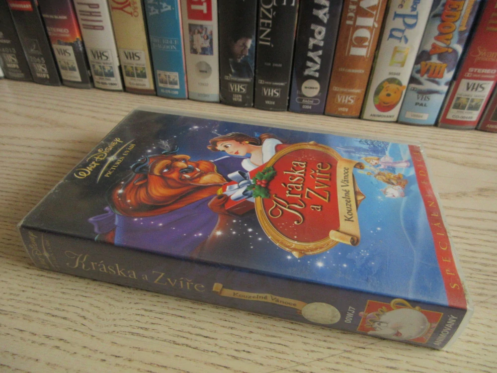 KRÁSKA A ZVÍŘE - KOUZELNÉ VÁNOCE, VHS VIDEOKAZETA