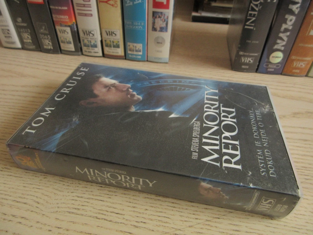 MINORITY REPORT, T. CRUISE, R: S. SPIELBERG, VHS VIDEOKAZETA