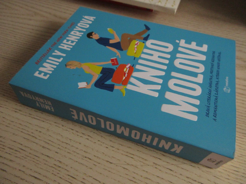 KNIHOMOLOVÉ, EMILY HENRYOVÁ, **an