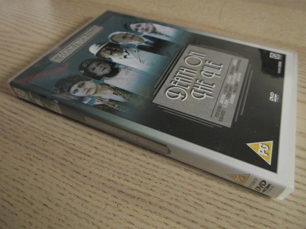 SMRT NA NILU, P. USTINOV, J. BIRKIN, GB OBAL, ČESKÉ DVD FILM