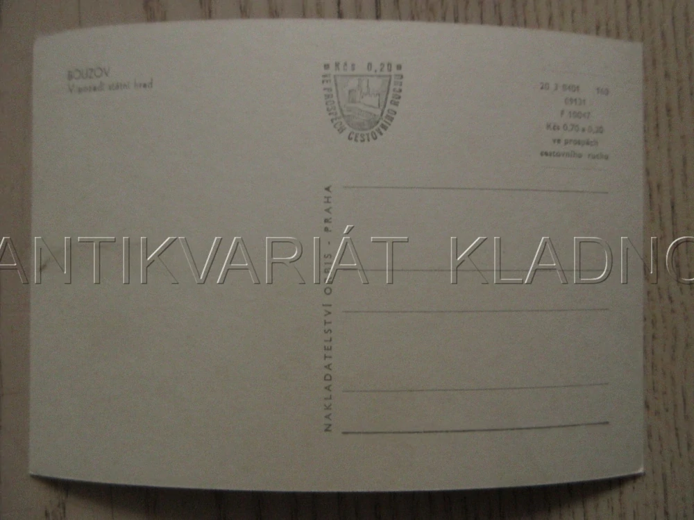 BOUZOV, V POZADÍ STÁTNÍ HRAD, VETERÁN - AUTOBUS, OKRES OLOMOUC, POHLEDNICE 1051