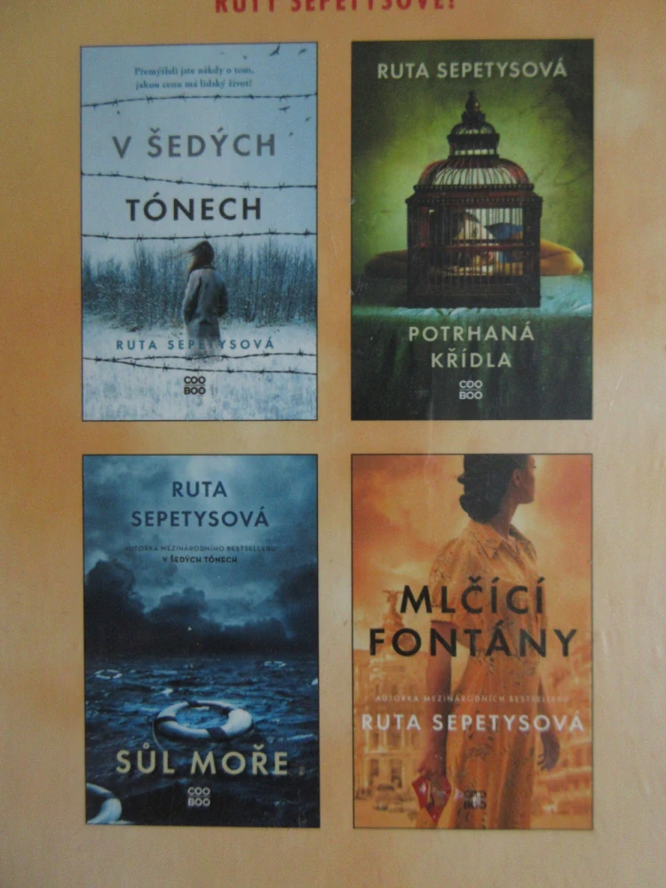 RUTA SEPETYSOVÁ, ČTYŘI VELKÉ PŘÍBĚHY: V ŠEDÝCH TÓNECH, POTRHANÁ KŘÍDLA, SŮL MOŘE, MLČÍCÍ FONTÁNY, **an