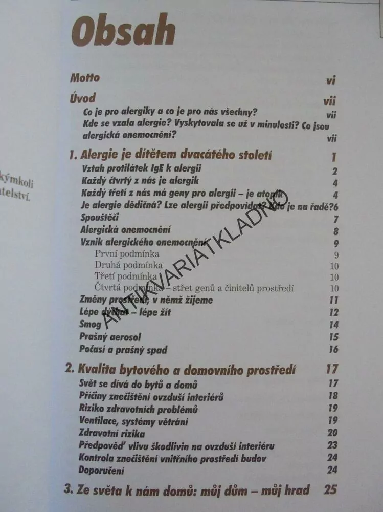 BYDLENÍ PRO ALERGIKY, EDICE STAVÍME, INTERIÉR, ŠPIČÁK, **an