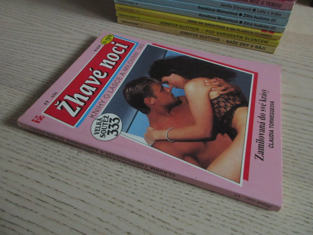 ZAMILOVANÁ DO SVÉ KRÁSY, CLAUDIA TORWEGGEOVÁ, ŽHAVÉ NOCI 17, **an