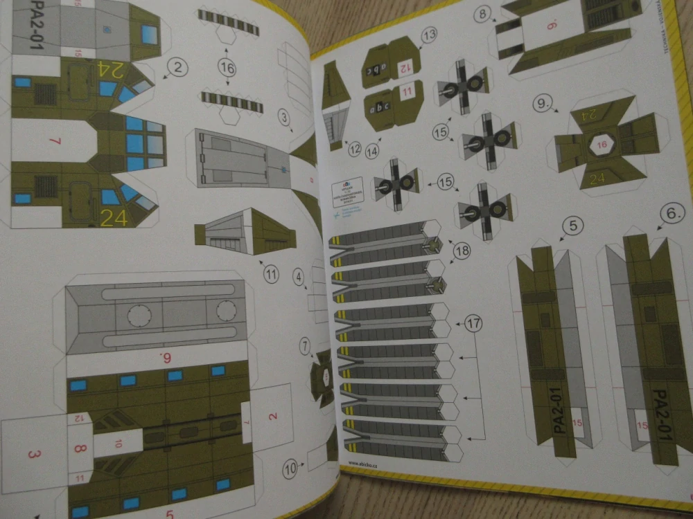 ABC, 21/2014, KOMPLETNÍ DÉČKA, VOJENSKÁ TECHNIKA - VRTULNÍK