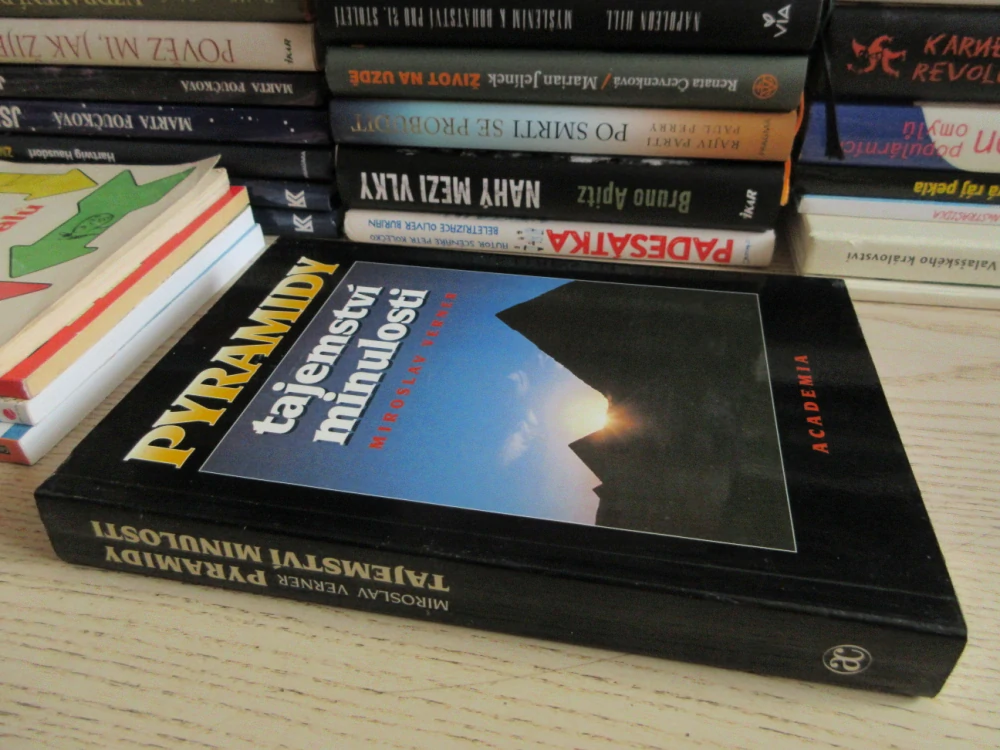 PYRAMIDY - TAJEMSTVÍ MINULOSTI, MIROSLAV VERNER, **an