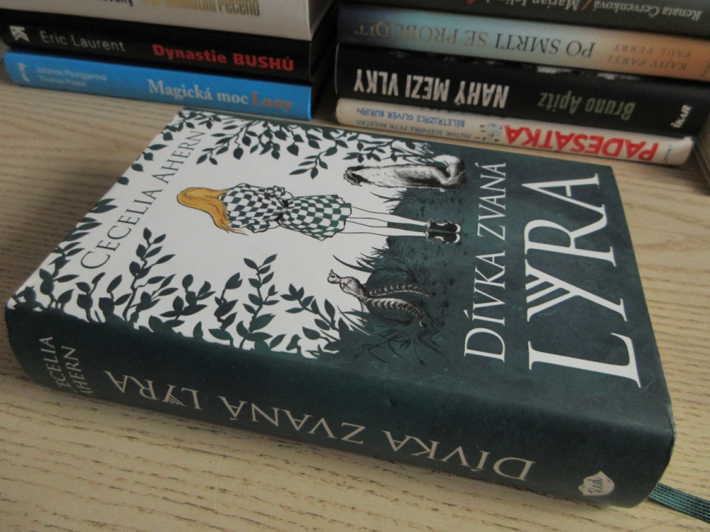 DÍVKA ZVANÁ LYRA. CECELIA AHERN, **an