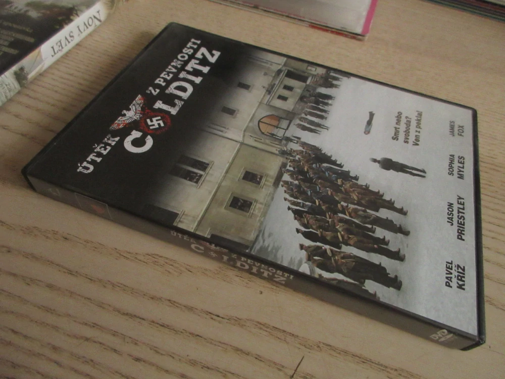 ÚTĚK Z PEVNOSTI COLDITZ, P. KŘÍŽ, J. PRISTLEY, J. FOX, DVD FILM